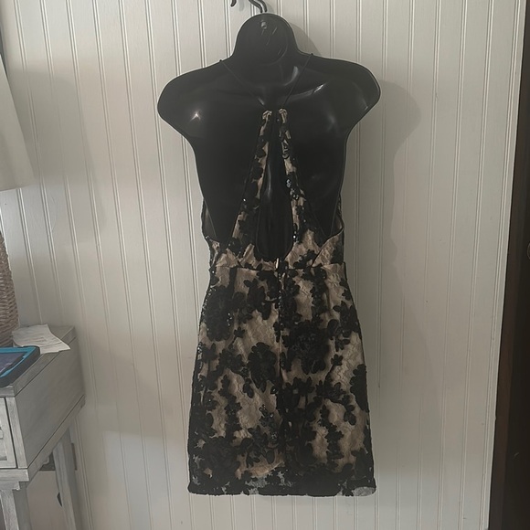 Like New! Luxxel Elegant Black and Tan Lace Slip Dress sz M - Picture 9 of 12